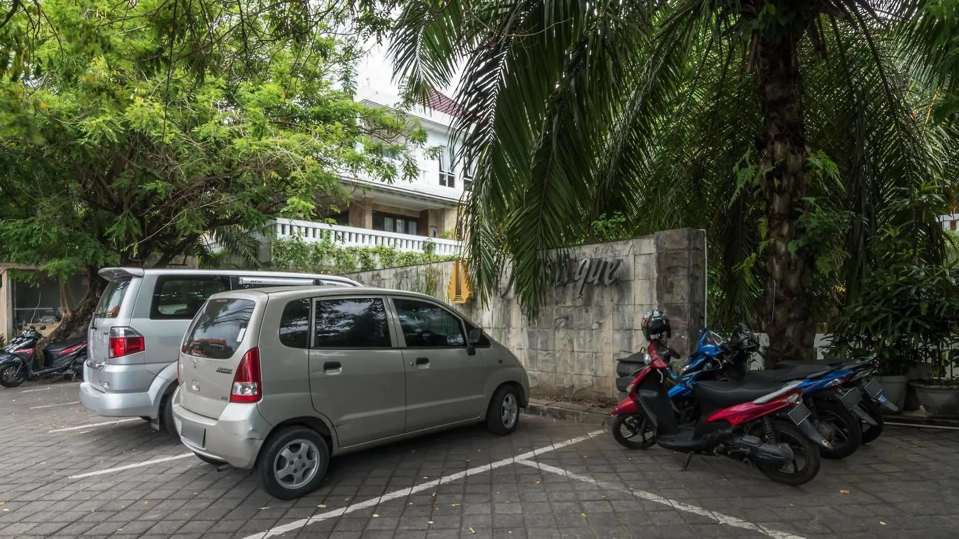 *** אתר נופש סמיניאק Bali Mystique Hotel & Apartment אינדונזיה
