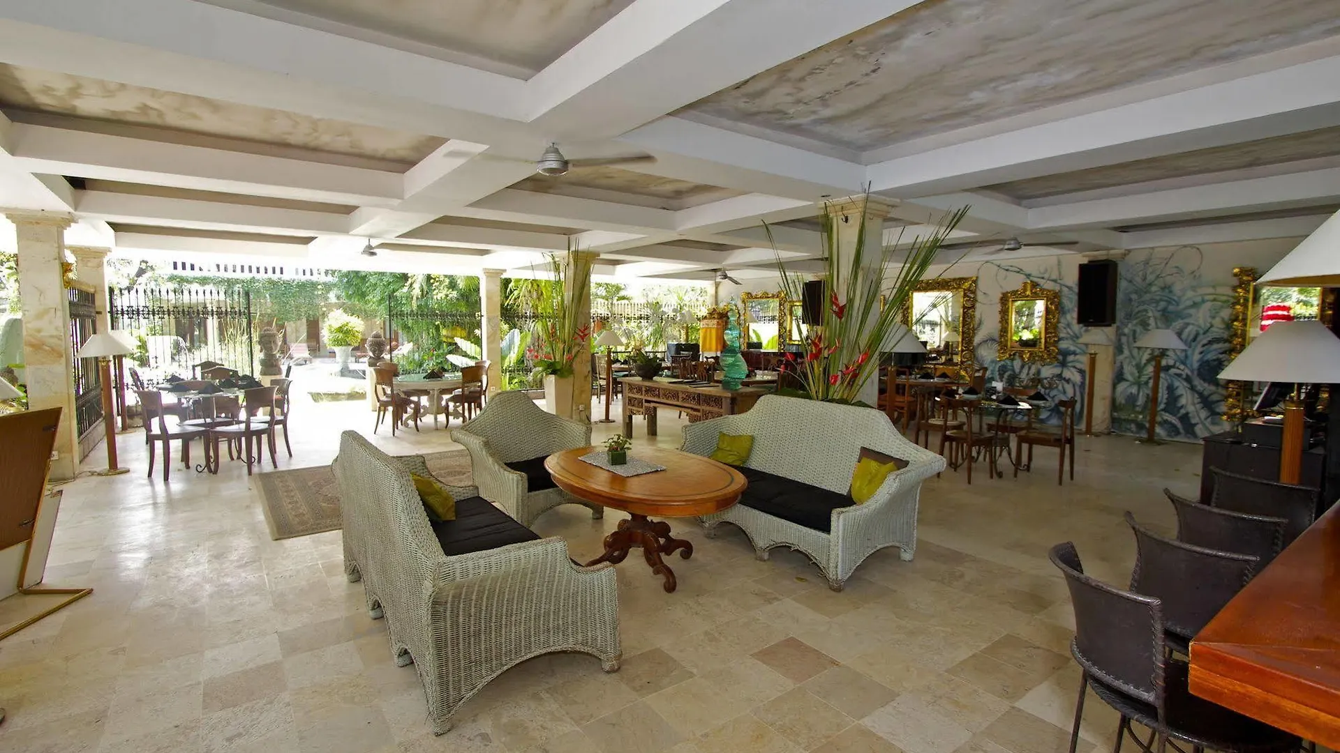 אתר נופש סמיניאק Bali Mystique Hotel & Apartment