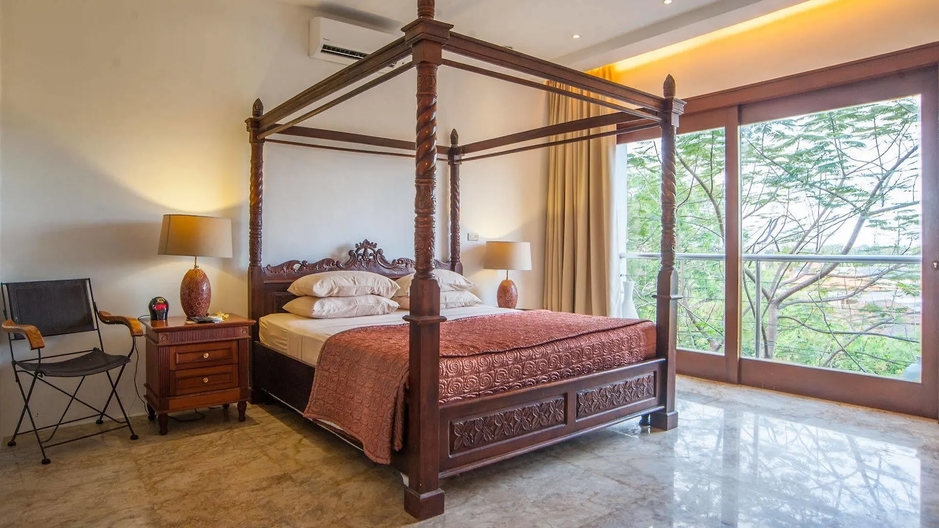 Bali Mystique Hotel & Apartment 3*, Seminyak (Bali)